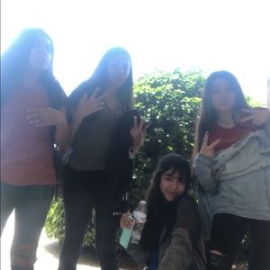 Meet your Posher, Felipa